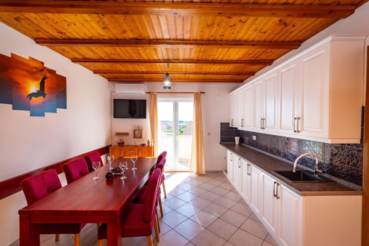 Villa Eagle Benkovac Exteriér fotografie